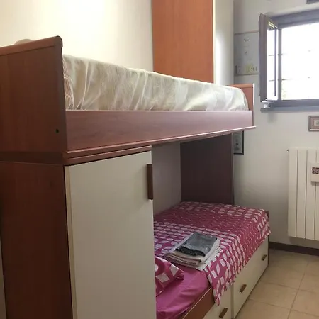 Mirella: Casa Vista Con Piscina Ferienhaus *